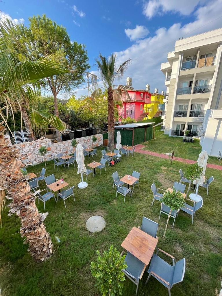 Alessia Hotel & Spa Side Exterior foto